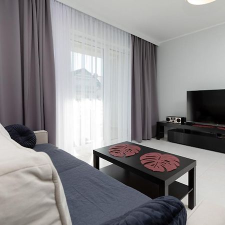 Apartamenty Polnocna By Noclegi Renters Darlowo Bagian luar foto