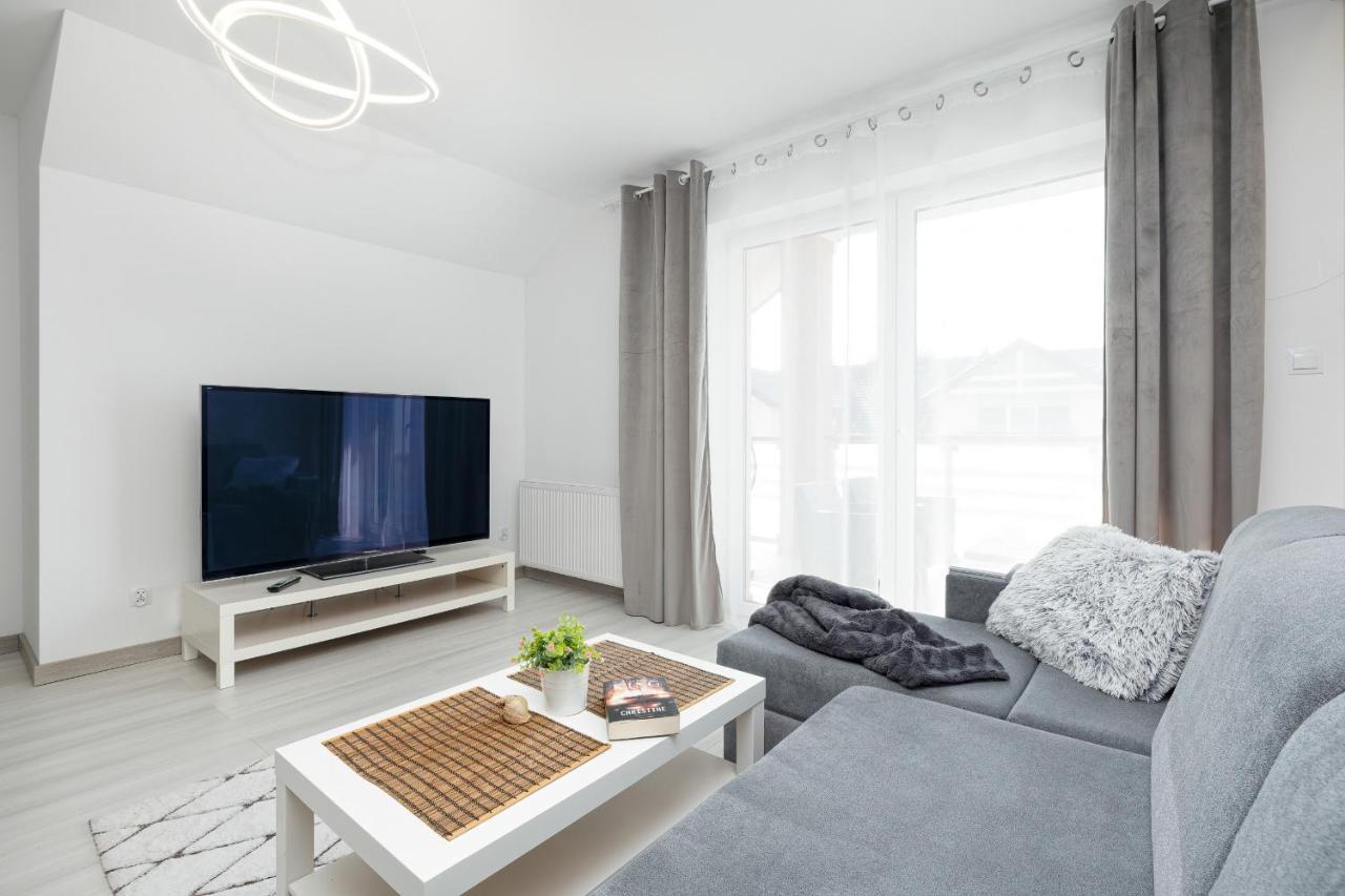 Apartamenty Polnocna By Noclegi Renters Darlowo Bagian luar foto