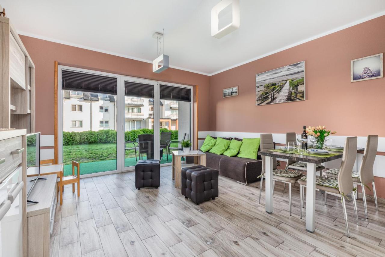 Apartamenty Polnocna By Noclegi Renters Darlowo Bagian luar foto