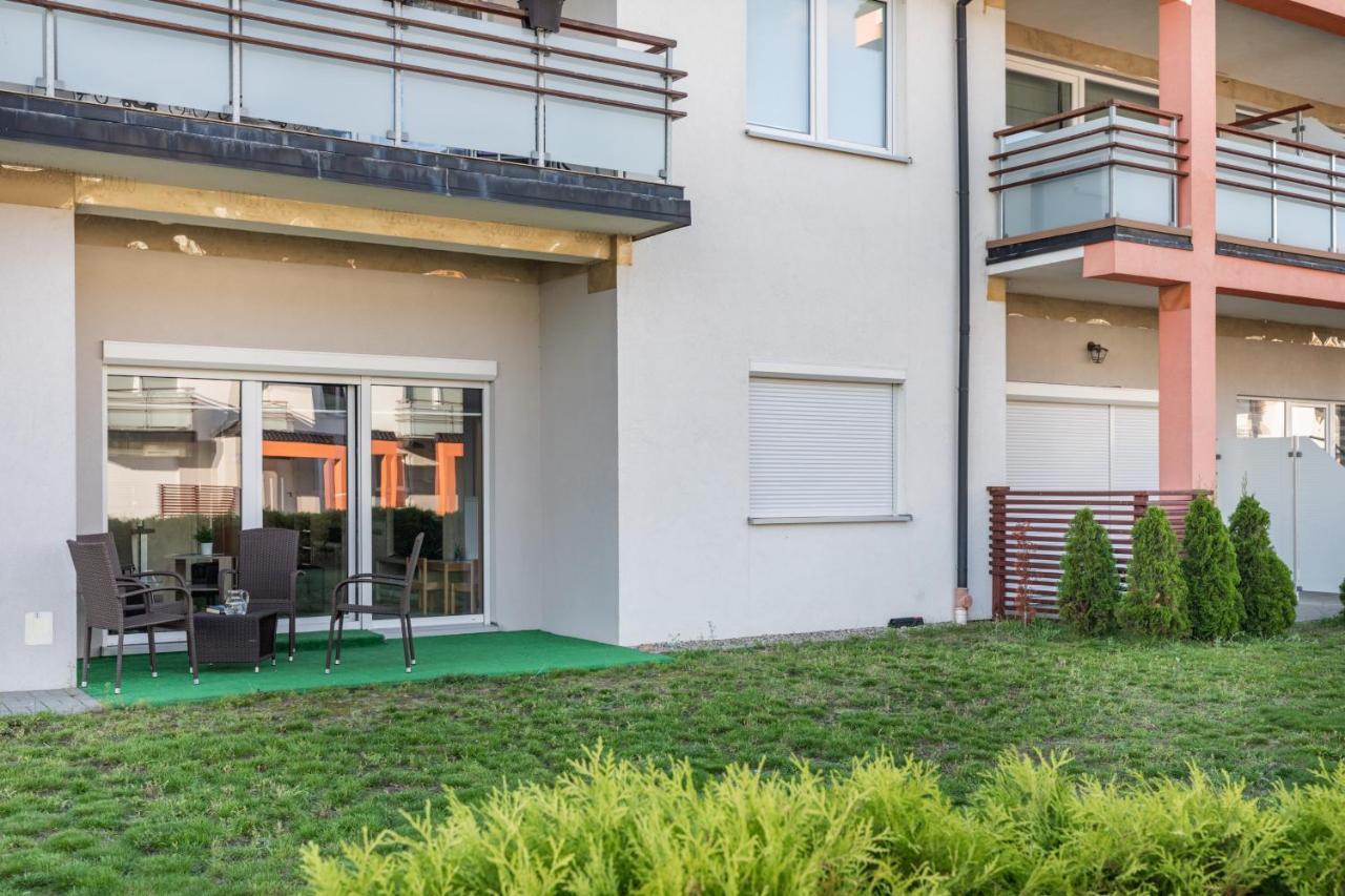 Apartamenty Polnocna By Noclegi Renters Darlowo Bagian luar foto