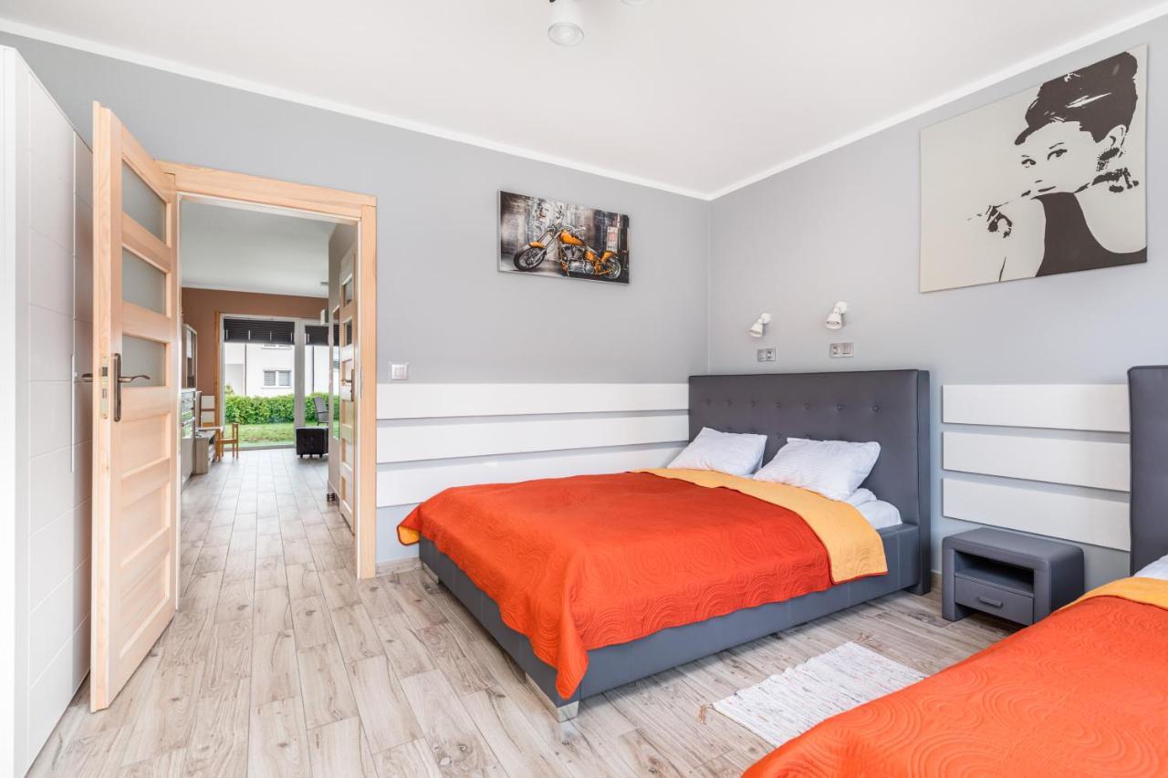 Apartamenty Polnocna By Noclegi Renters Darlowo Bagian luar foto