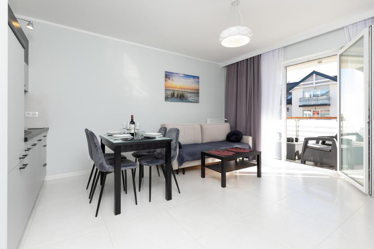 Apartamenty Polnocna By Noclegi Renters Darlowo Bagian luar foto