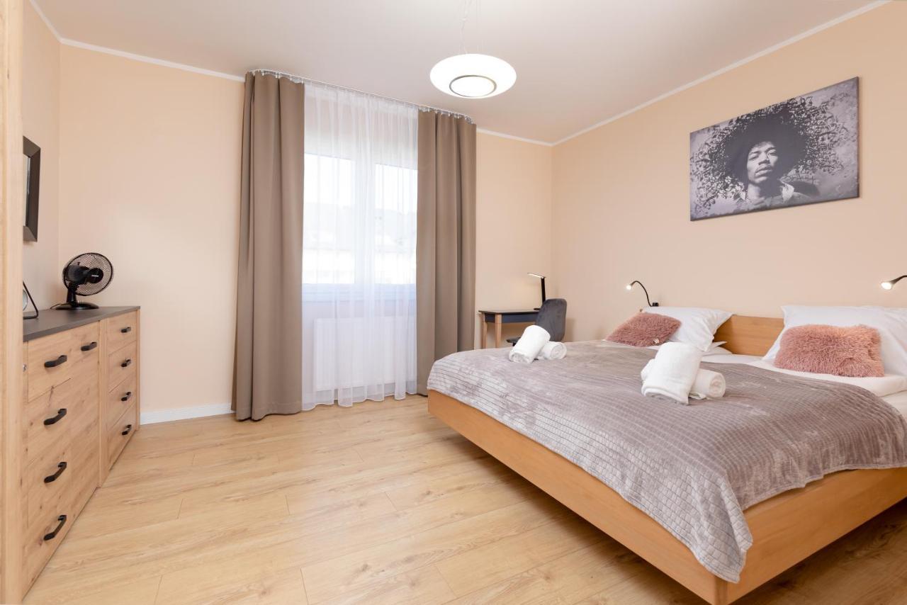Apartamenty Polnocna By Noclegi Renters Darlowo Bagian luar foto
